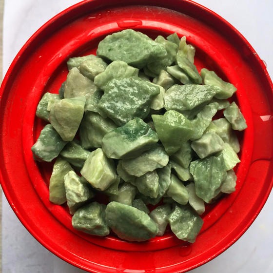 绿色水磨石子 海洋绿石子 丹东绿水磨石子 绿色洗米石 本格供应