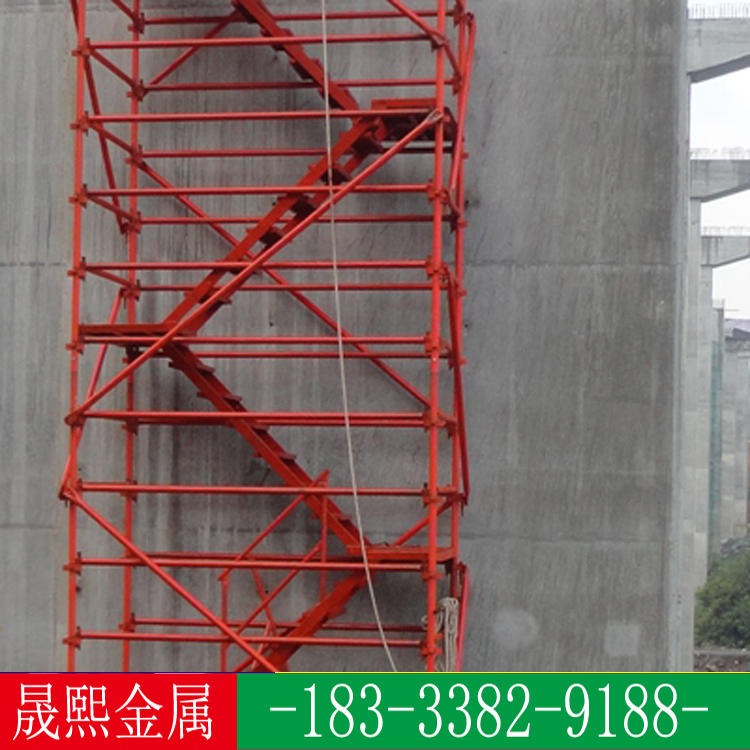 晟熙  香蕉安全爬梯 挂网安全爬梯 框架安全爬梯 地铁基坑安全爬梯图片