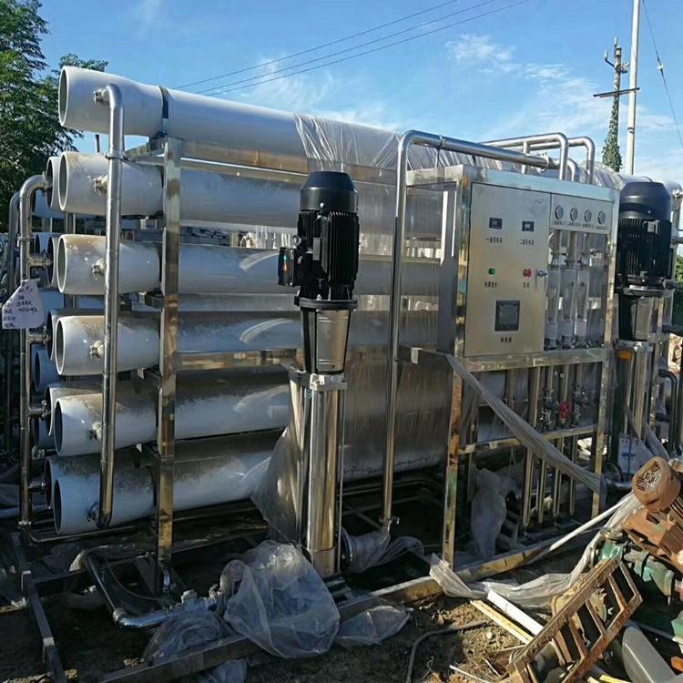 回收二手医疗医药去离子水处理设备，二手40吨软化水处理设备市场需求图片