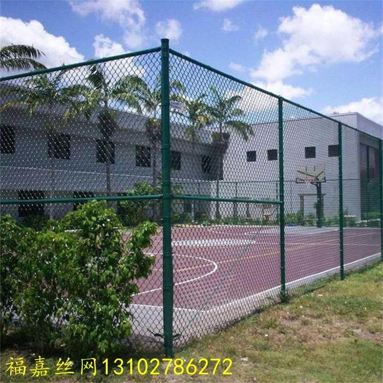 小区篮球场围栏、机关休闲场地围栏、勾花网围栏图片