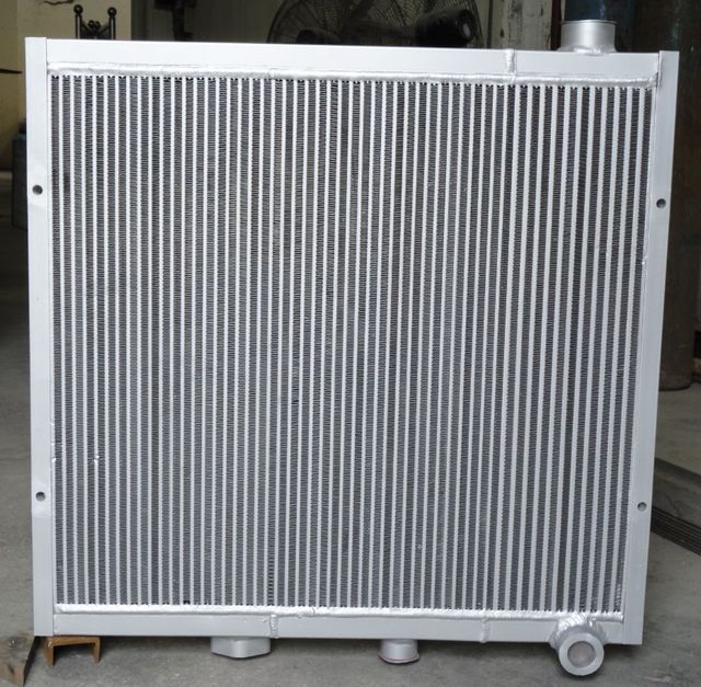 雁达康可尔稳健屹能6立方37KW，EEB50A，006W1换热器冷却器换热器散热器图片