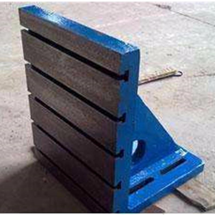 铸铁工装弯板 价格定做T型槽靠板 HT250机床直角弯板 工作台厂家