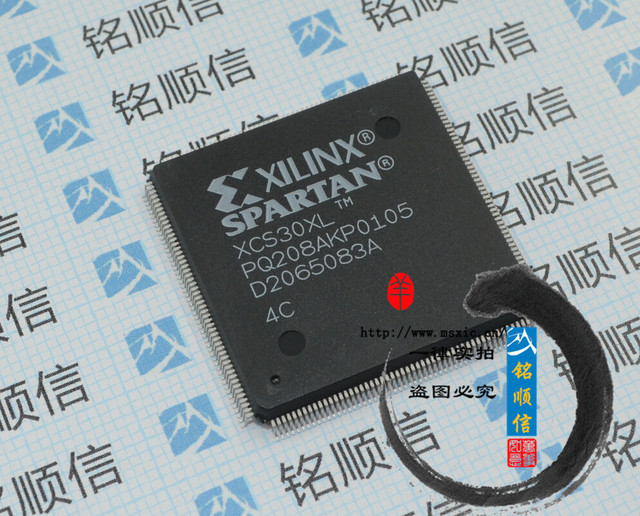 原装现货供应芯片  XCS30XL-PQ208  贴片QFP XILINX全新