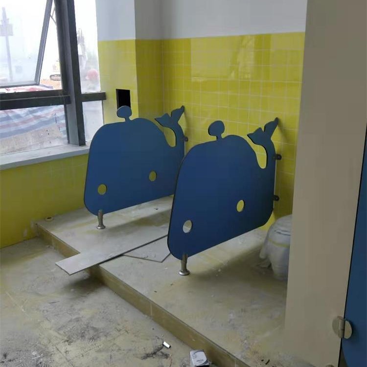 幼儿园厕所隔断 公共卫生间隔断材料  厕所隔断门  二代抗倍特厂家  幼儿园卡通隔断 森蒂