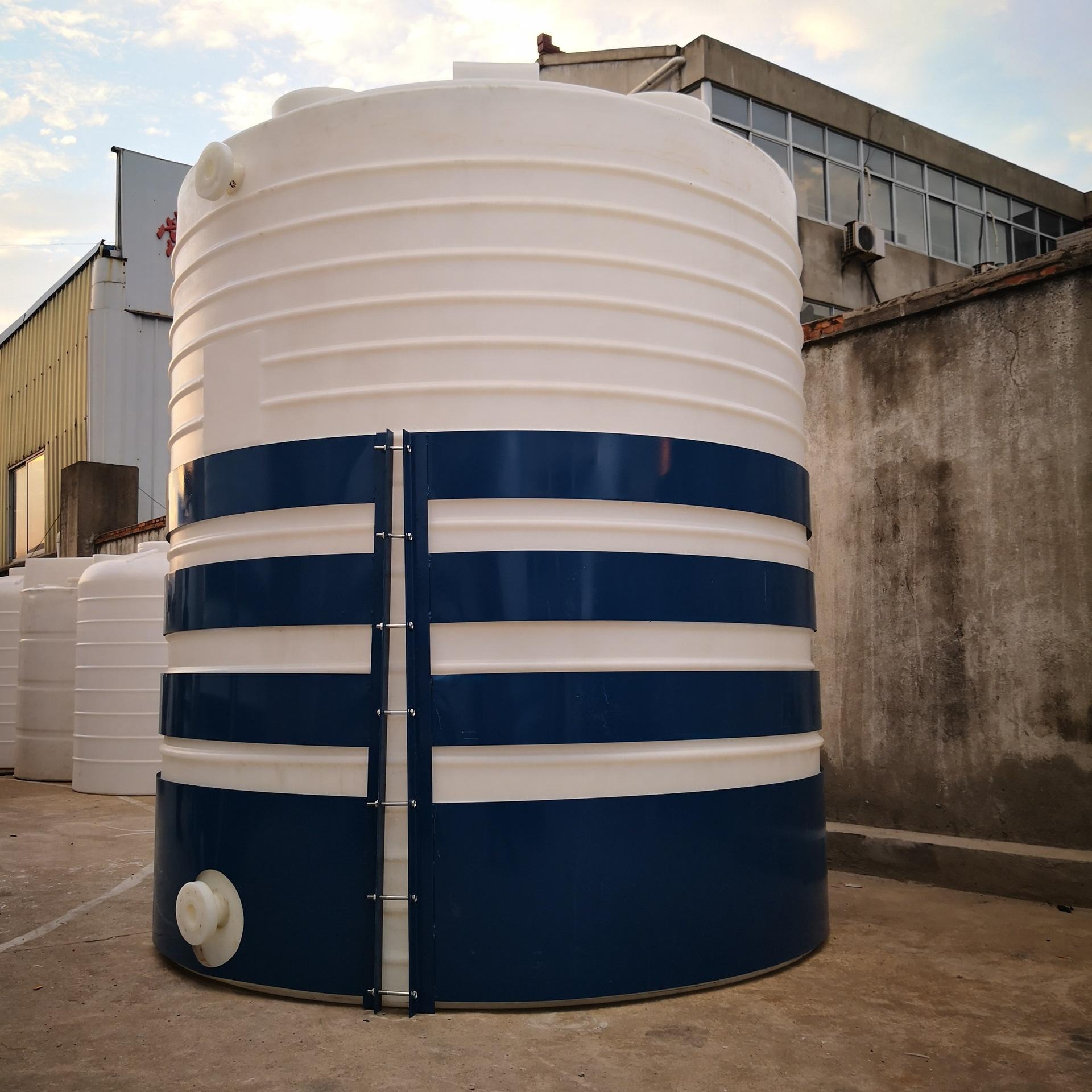 鄂州便宜的8吨环保聚乙烯水桶 耐酸碱水箱 塑胶储罐厂家图片
