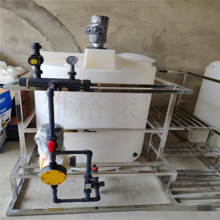 雅格牌加药装置 水处理厂一体化设备加药搅拌桶 消毒剂投加药桶图片