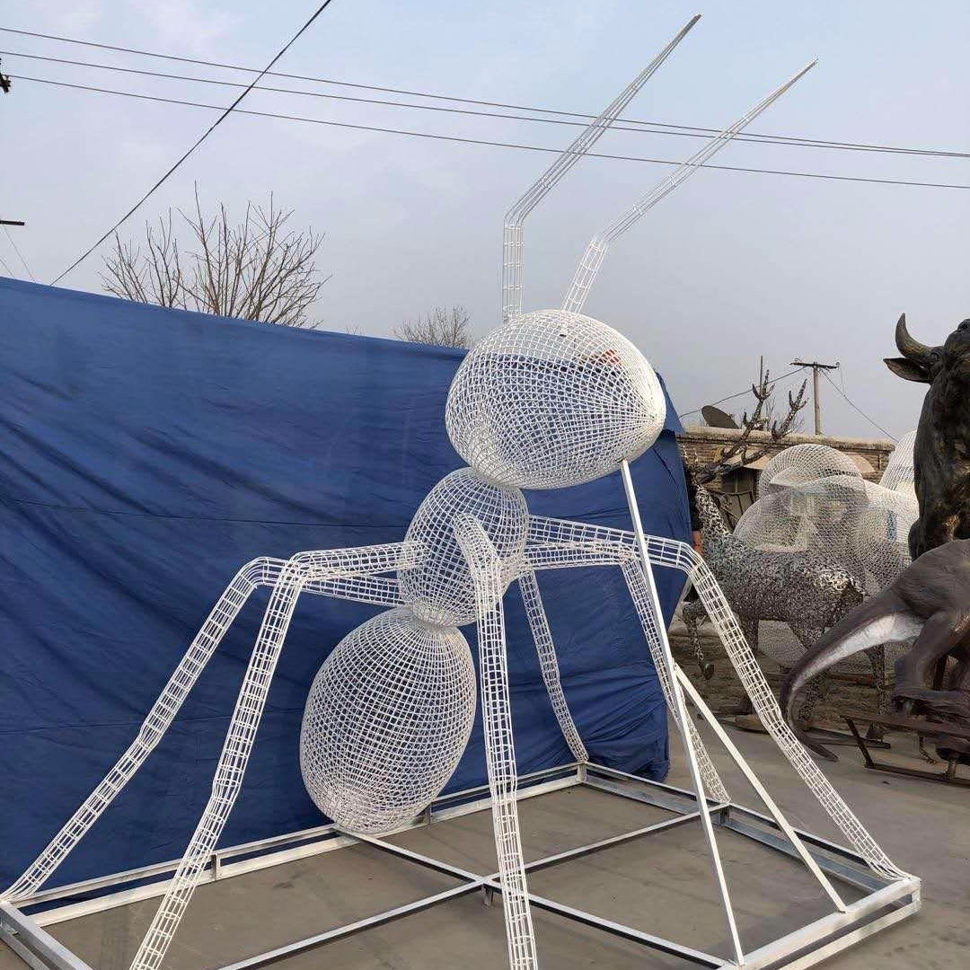 不锈钢镂空蚂蚁雕塑  钢丝编织镂空蚂蚁雕塑  蚂蚁镂空雕塑  不锈钢蚂蚁雕塑  永景园林雕塑有限公司