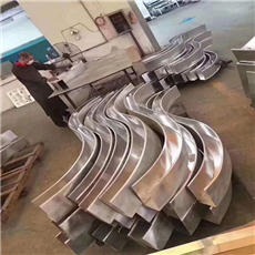 泰州弧形木纹铝方通-弧形波浪铝方通-弧形造型铝方通厂家直销图片