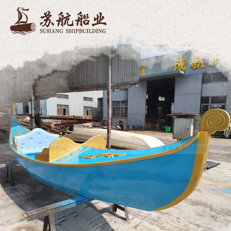 苏航现货批发威尼斯贡多拉船 欧式手划船 拍摄装饰木船 江苏贡多拉厂家 私人定制欧式手划船图片
