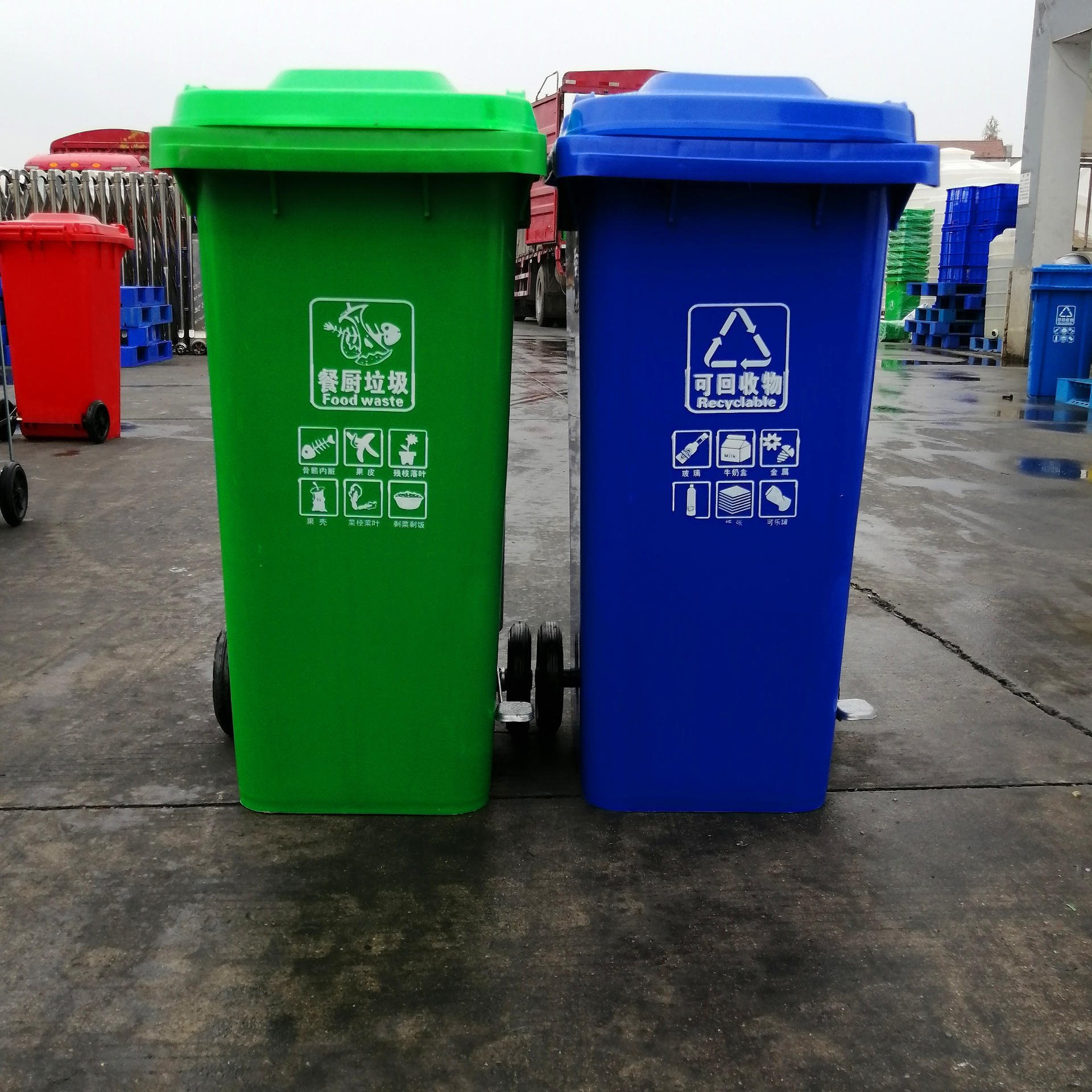 湖北松滋塑料垃圾桶厂家生产销售环卫物业塑料垃圾桶挂车垃圾桶