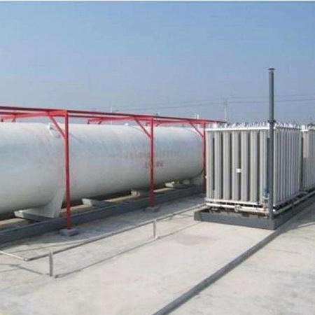 出售LNG加气站成套设备  液化气汽化成套设备     二手LNG低温储罐 液化气储罐 二手氧氮氩储罐图片