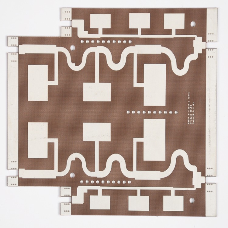 深圳高频板加工 泰康利CER-10线路板ER:10.2 F4BM微波射频PCB板图片
