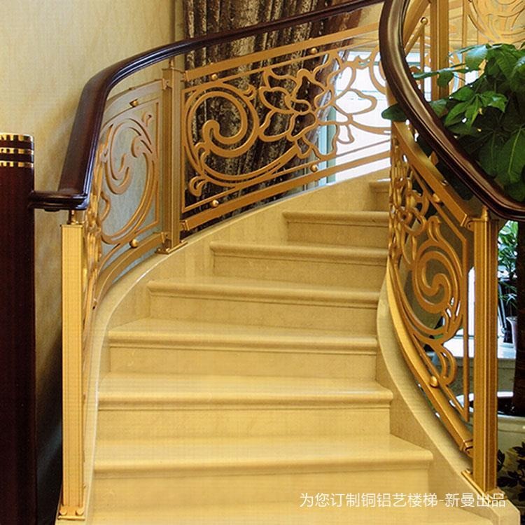 苏州铜艺楼梯护栏过道玄关的设计要花点心思