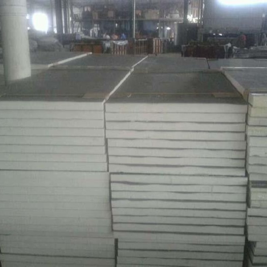 吉林聚氨酯复合板厂家价格   双面复合防火纸聚氨酯板     聚氨酯管壳生产销售  聚氨酯保温板报价图片
