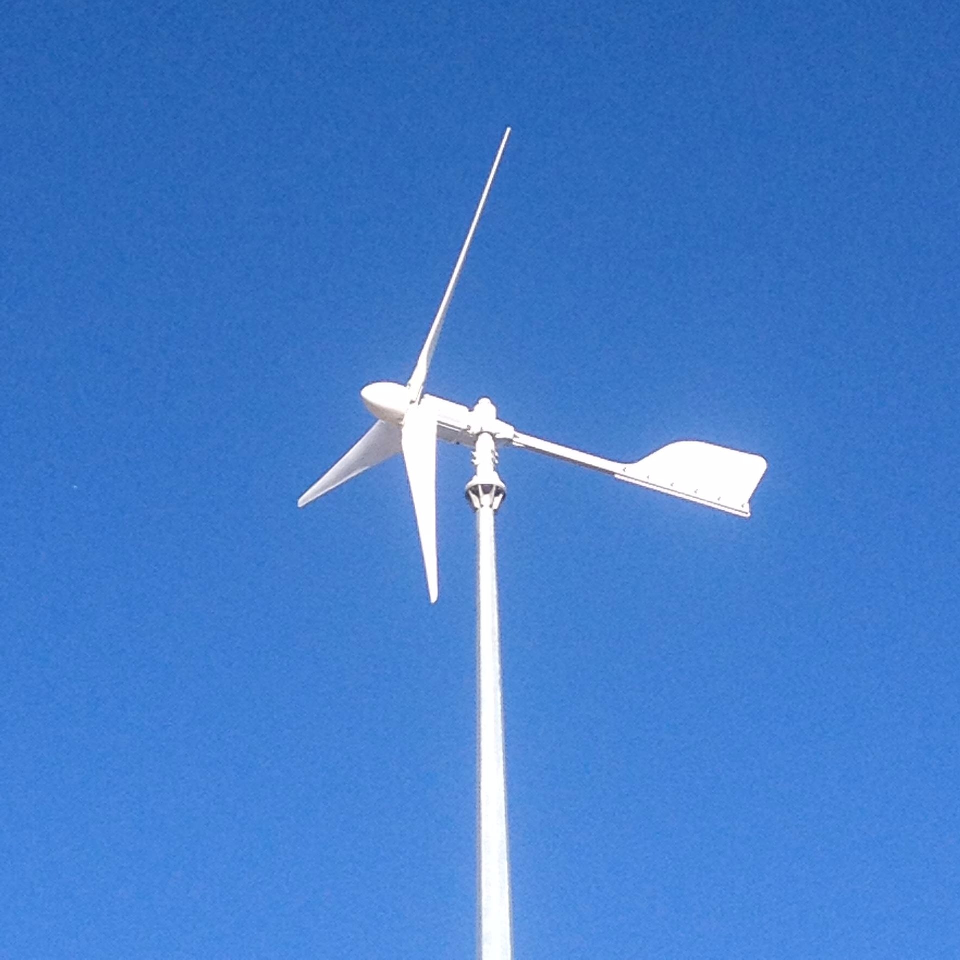 内蒙家用1KW小型风力发电机 三相永磁交流发电机组