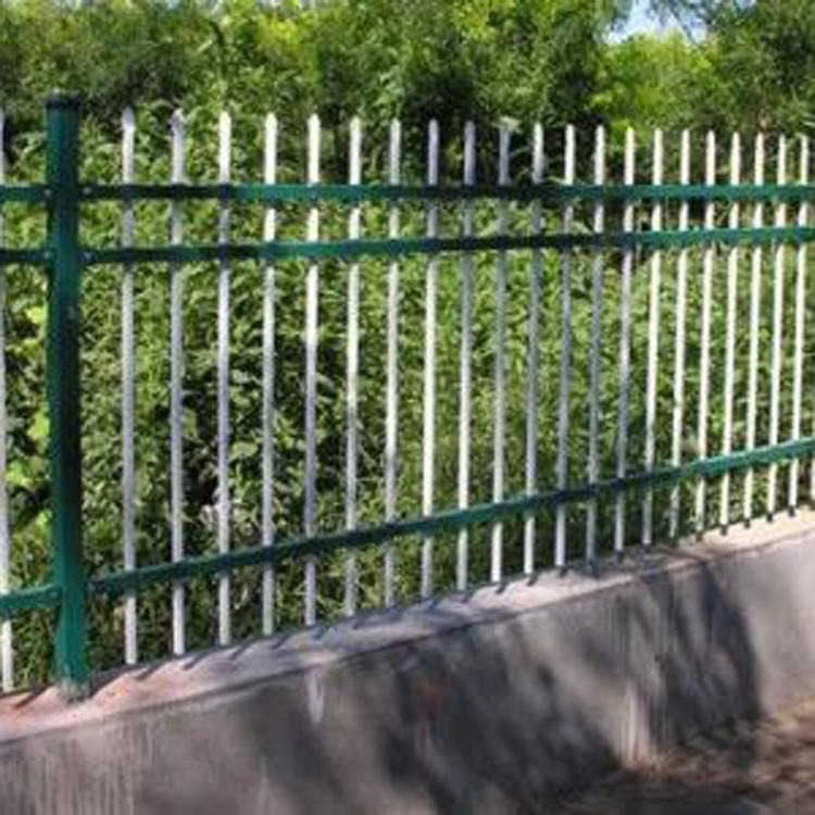 小区隔离锌钢护栏 别墅防护围墙  满星护栏现货 蓝白钢护栏 锌钢围墙护栏现货