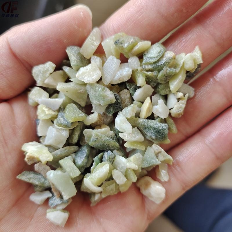 登峰厂家供应  耐酸碱 彩色砾石  水洗石子  洗米石  量大优惠
