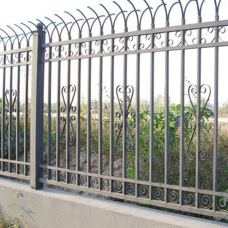 新品市政护栏 铁艺护栏 车间隔离护栏 小区庭院防护锌钢护栏价格低满星丝网