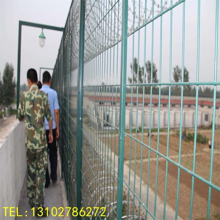 拘留所隔离网厂家 看守所放风网价格 放风隔离网图纸