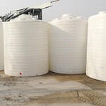 泸州10T塑料水箱厂家批发 10吨水泥站蓄水桶pe储罐