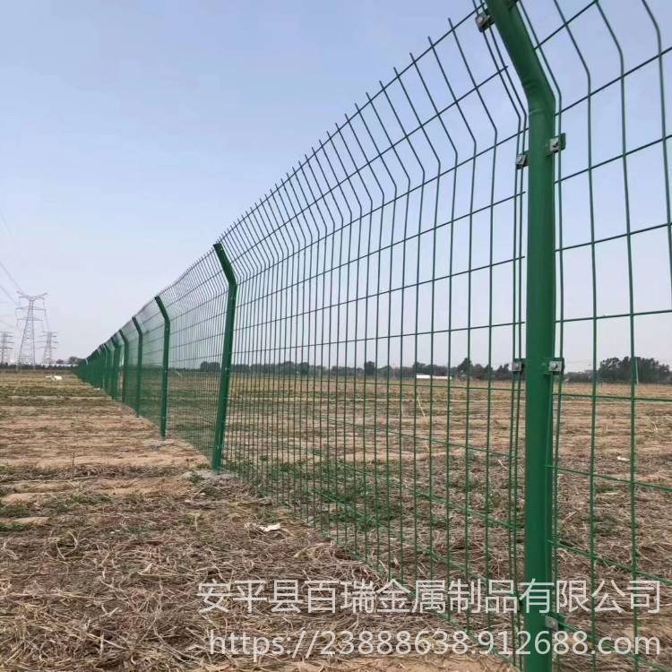 安平百瑞钢丝网围栏 绿色围栏网现货 工程围栏厂家直销