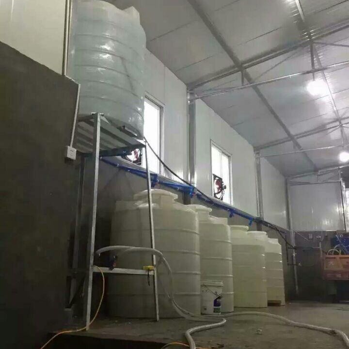 托力卡厂家直销2000升立式平底水塔 2吨平底储罐 2立方圆形塑料化工桶