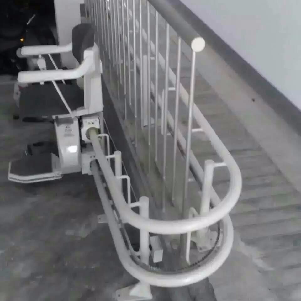 楼梯升降椅医院座椅平台 斜挂式老人电梯 智能斜挂式升降椅 启运供应鹰潭市