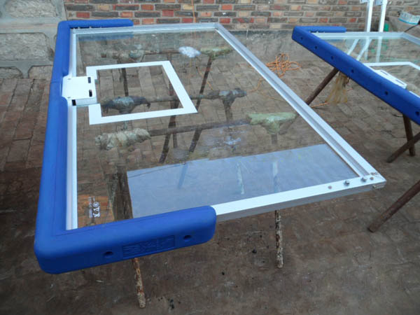 菏泽配透明钢化玻璃篮板移动式篮球架做工精细