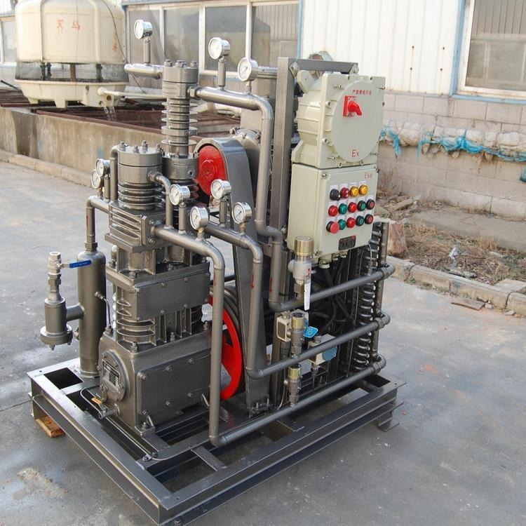 普煤生产矿用空压机 柱塞式无油空压机 现货出售螺杆空气压缩机