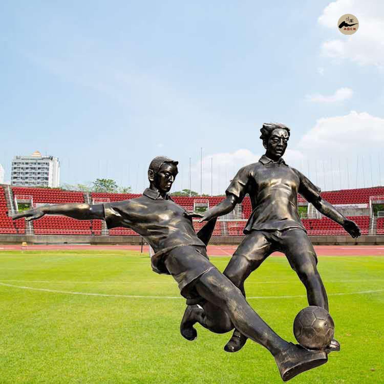 佰盛 踢足球雕塑 公园体育运动雕塑 校园雕塑
