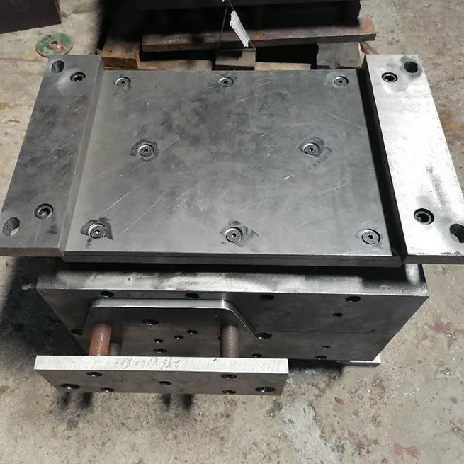 坤泰重力铸造模具的厚度 重力模具工艺和设计 浇铸模具厂家提供采购