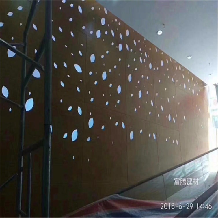 北京镂空铝板咖啡色 木纹 大理石纹铝板外墙 仿古式木纹铝单板图片