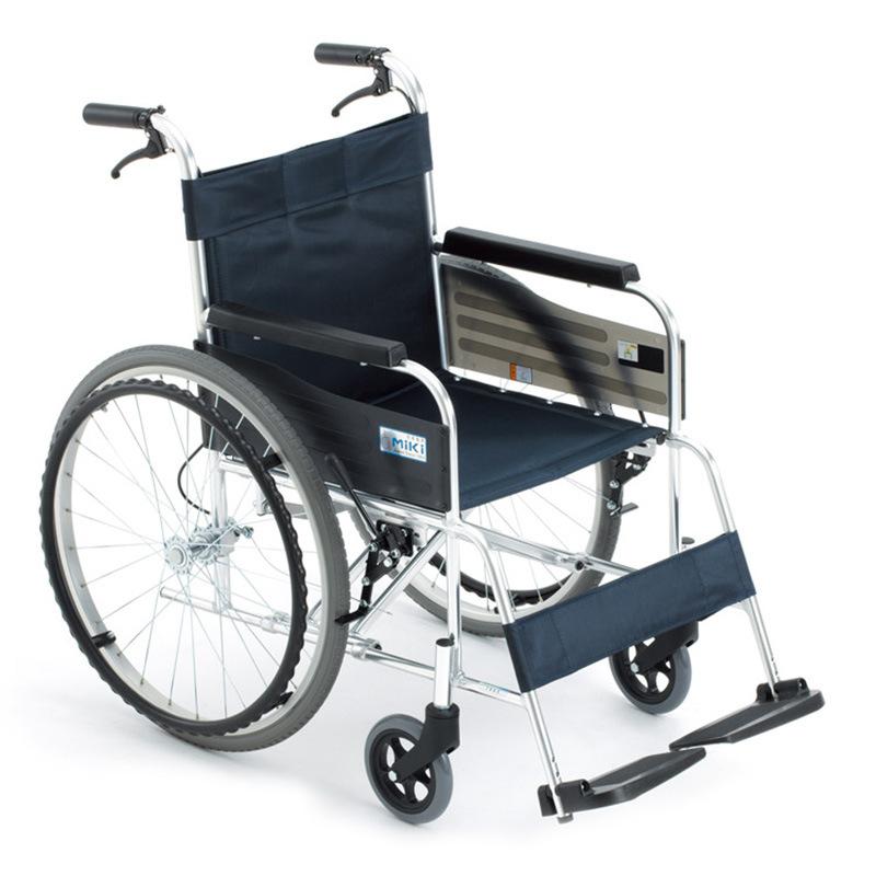批发日本三贵MIKI老年人轮椅MPT43L铝合金轻便折叠超轻旅行家用手推车图片