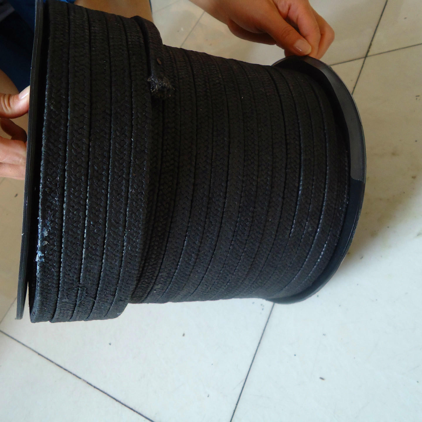 正朗耐磨苎麻纤维盘根厂家，黑白高水基盘根每公斤重量