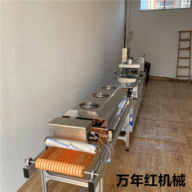 圆形单饼机 南京全自动烙馍机 春饼机 万年红机械 TL450型 薄饼机图片