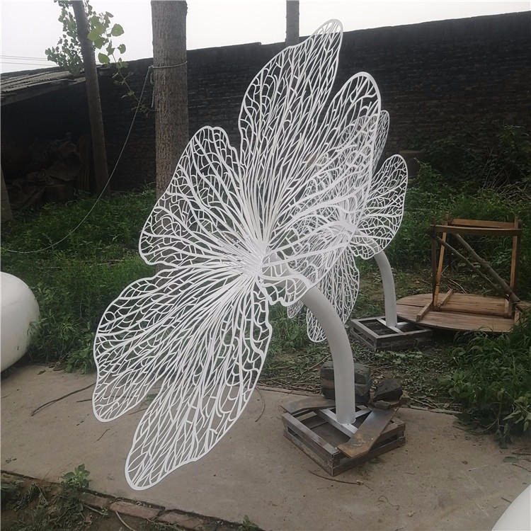 不锈钢镂空花瓣雕塑 镂空花朵雕塑 唐韵雕塑图片