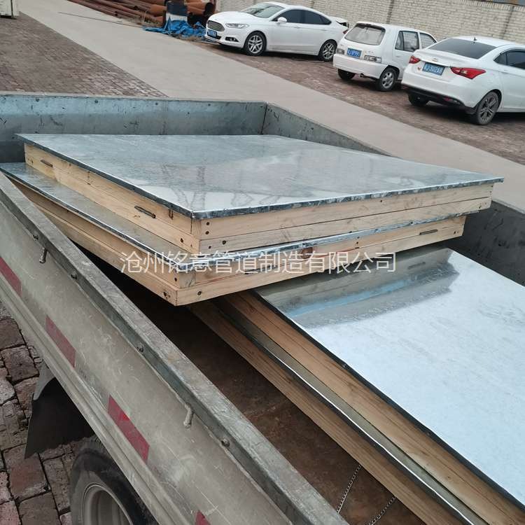 屋面检修孔 上盖板 900900 铝板+木块+ 保温岩棉 屋面保温人孔