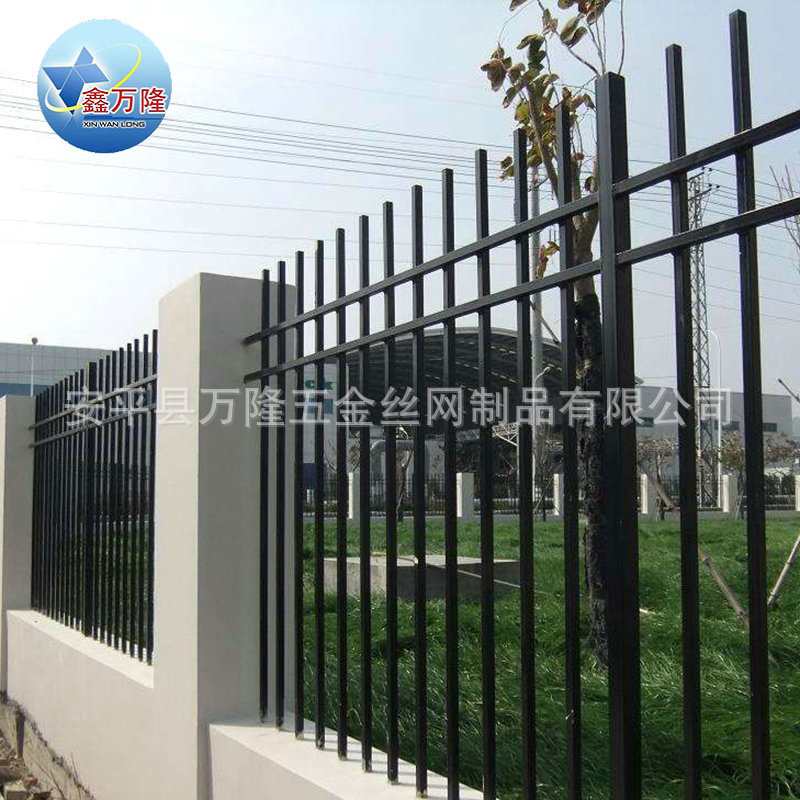 学校围墙锌钢防护栏 工厂铁艺栏杆 定做小区围栏示例图9