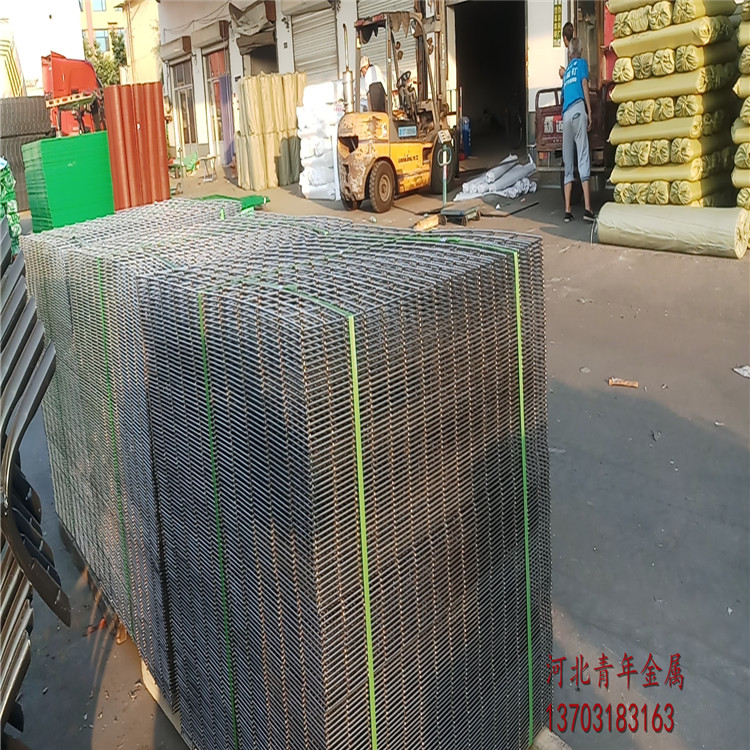 上海 青年 不锈钢网片 不锈钢碰焊网片 欢迎订购