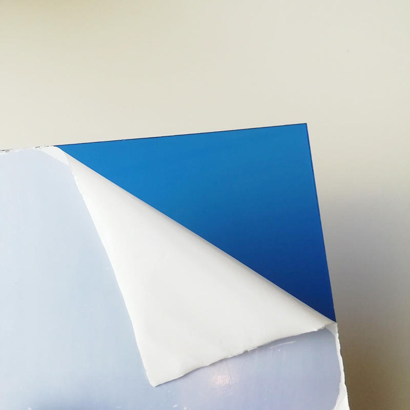 工程阳光板大量现货 10蓝色mm pc耐力板 阳台透明雨棚耐力板 采光隔断隔音屏障