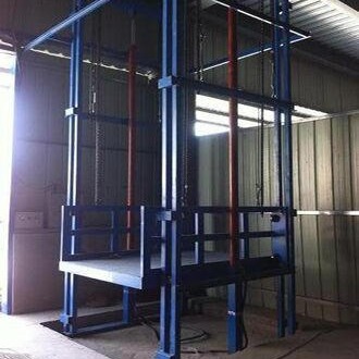 安装工业园货梯 轿厢式货梯 小型家用货梯启运桥西区厂家
