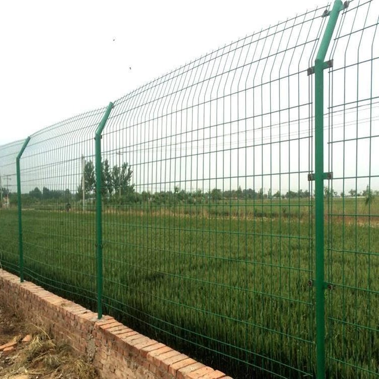 德兰公园 果园围网 双边丝圈地果园围栏网 绿色浸塑养殖果园围栏