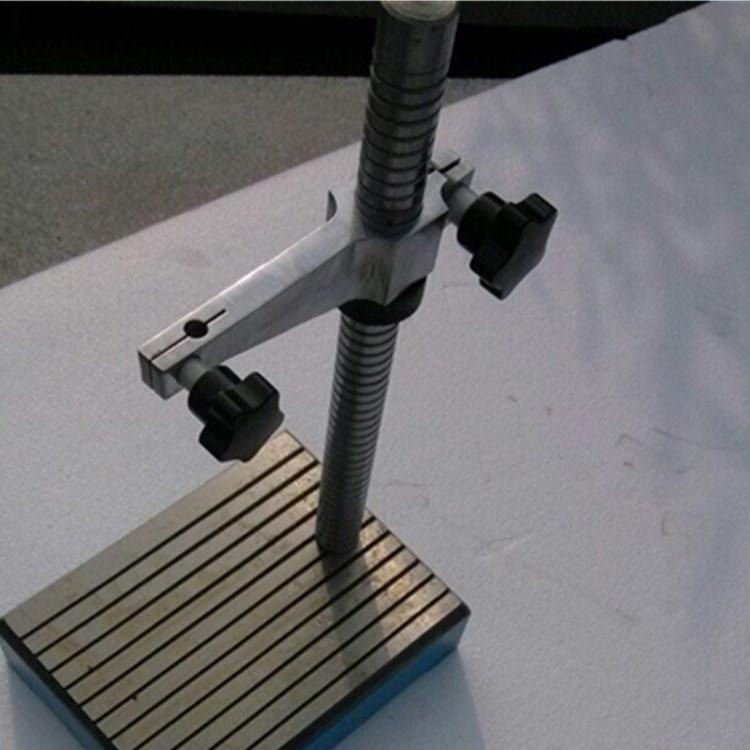 泊重量具专业   定做铸铁测微仪   比测台T型槽表座   T型槽平台   精度高百分表千分表专用