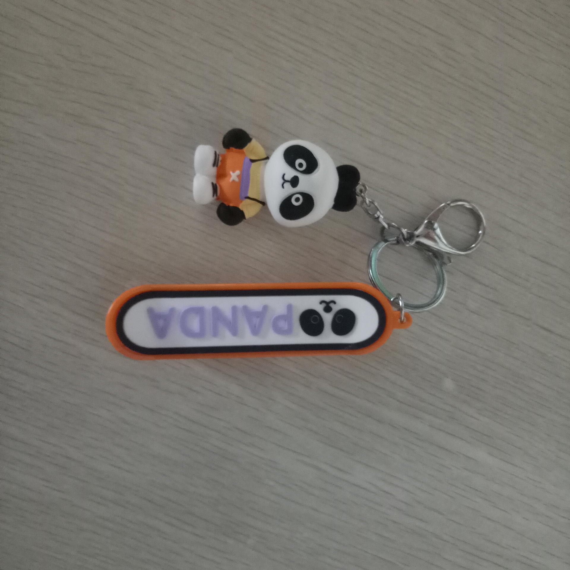 成都定做创意熊猫旅游纪念品钥匙扣滑板车个性金属钥匙扣定制