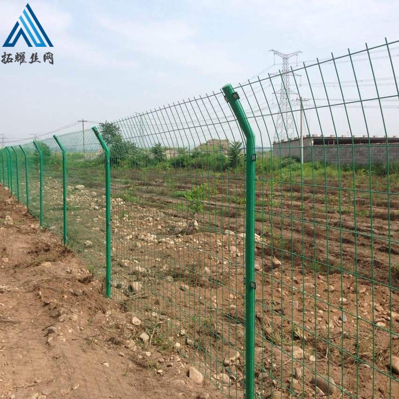 供应新疆5mm光伏电站防护围栏网