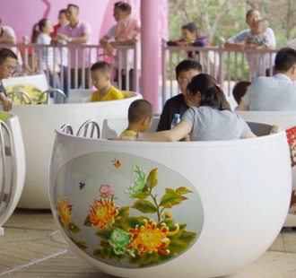 大型游乐设备 72人咖啡杯转转杯 户外游乐场设施 家庭游乐项目图片