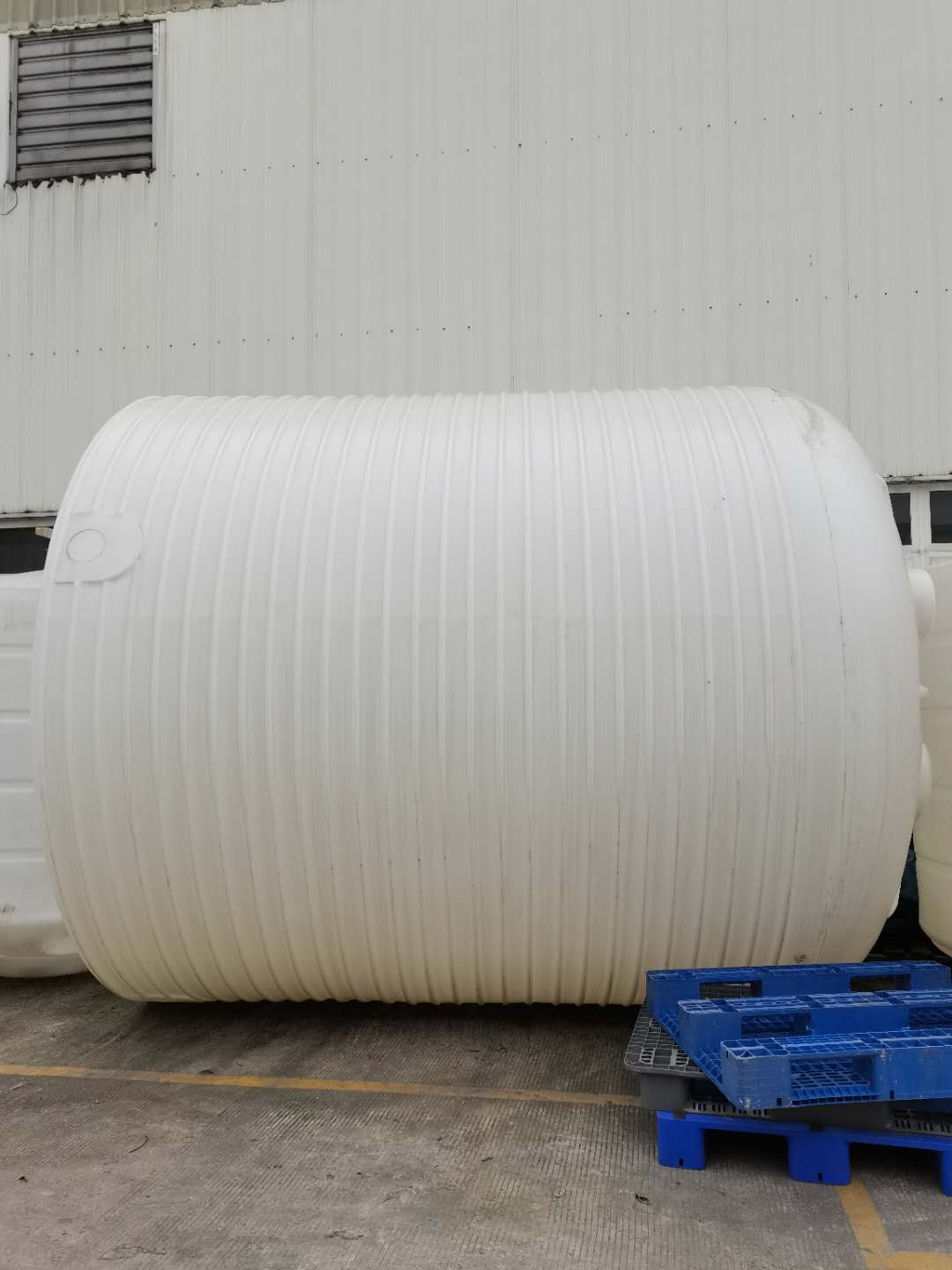 文山5吨外加剂工程pe塑料储罐批发 5立方浓酸塑料桶西南供货厂家
