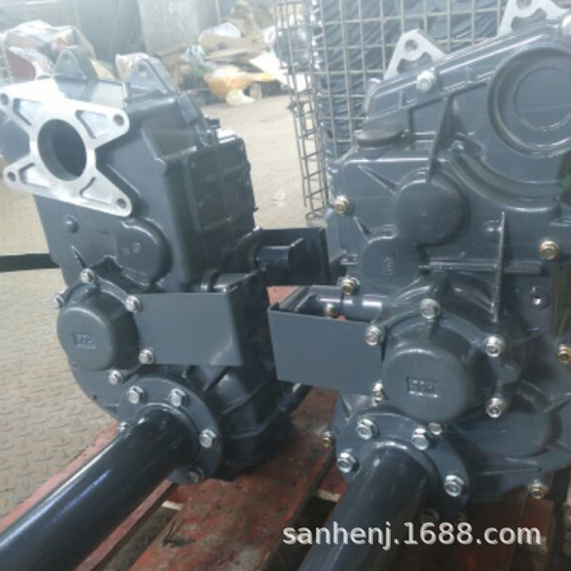 出售原厂 三合 久保田688变速箱总成5T05715206 变速箱 组件图片