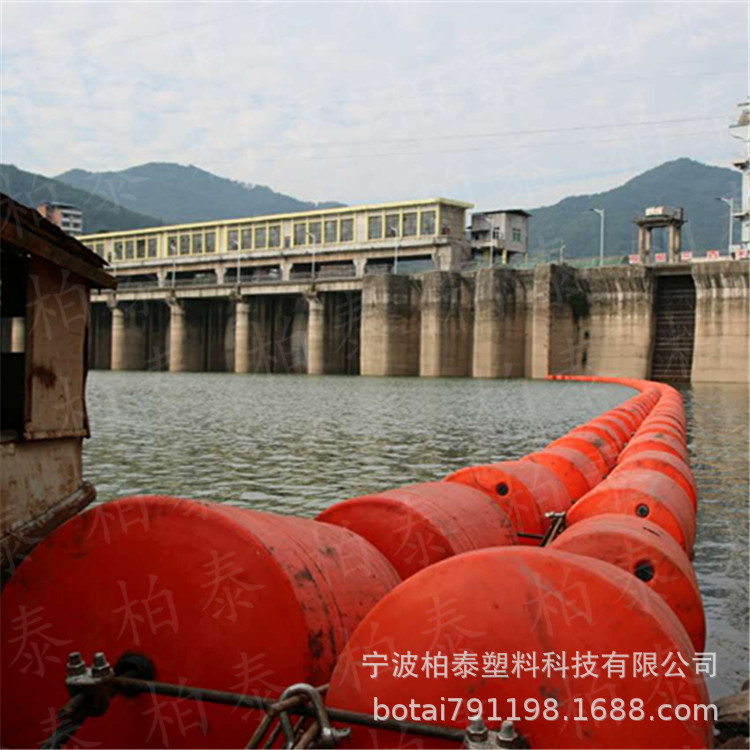 四川金沙江阶梯型水电站拦污排 大坝浮筒式拦污装置示例图5