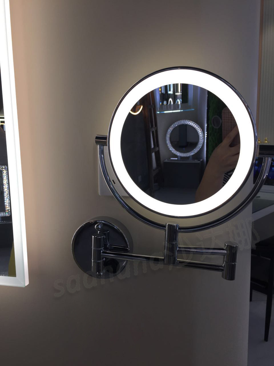 跨境专供 折叠镜 金属壁挂双面镜 ebay 沙达娜led化妆镜 定制款示例图13
